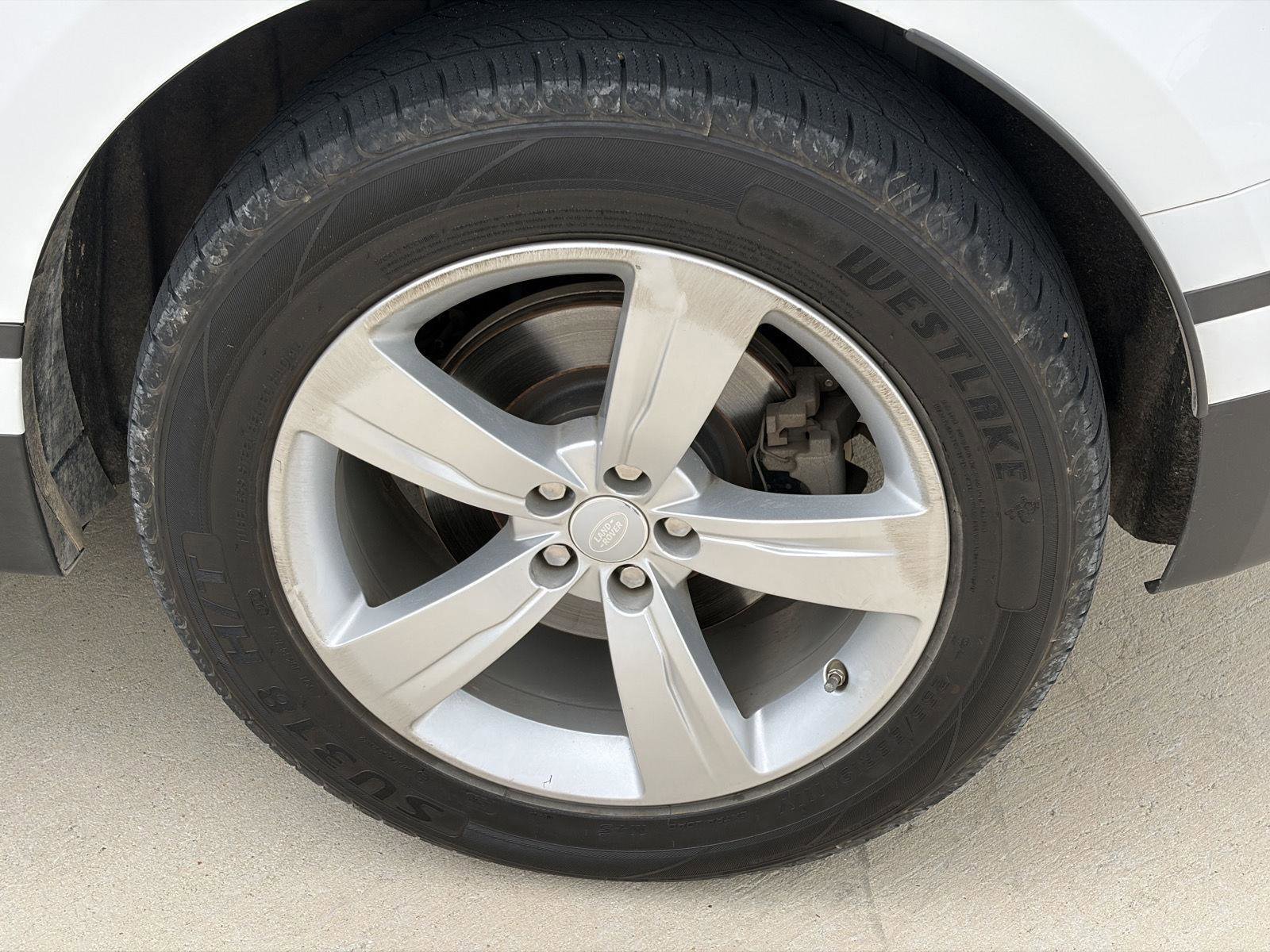 Used 2018 Land Rover Range Rover Velar S image 23