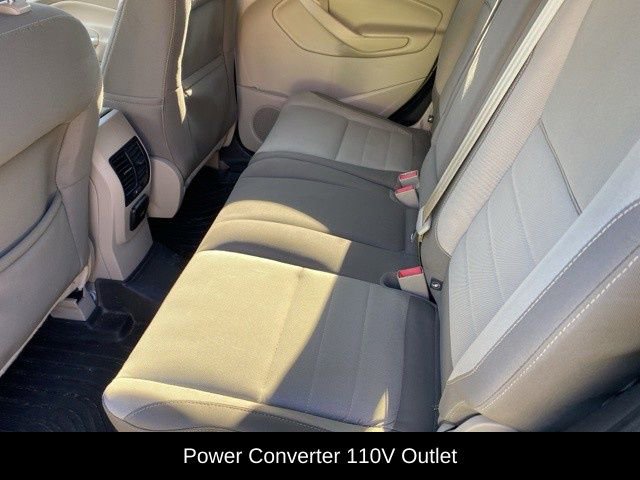 Used 2015 Ford Escape SE w/ Equipment Group 201A image 12