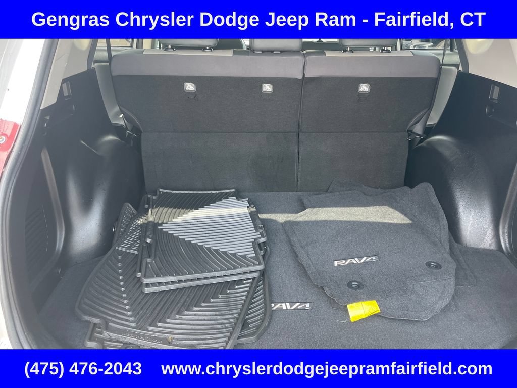 Used 2015 Toyota RAV4 Limited AWD/4WD image 30