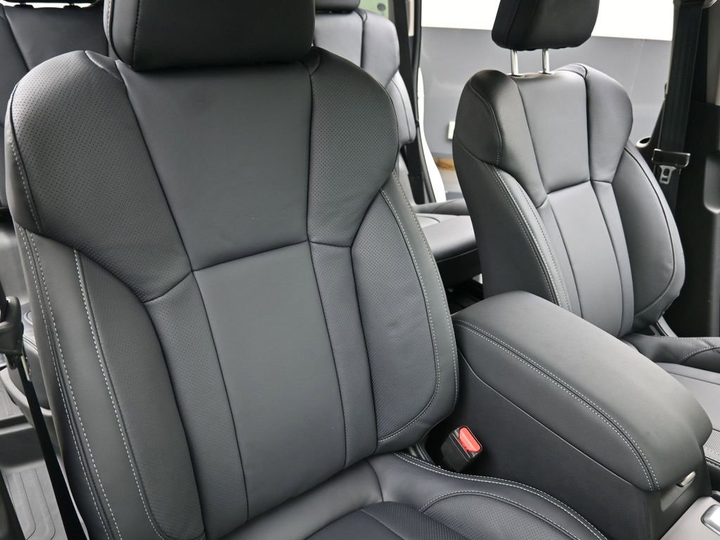 New 2026 Subaru Ascent Limited image 14