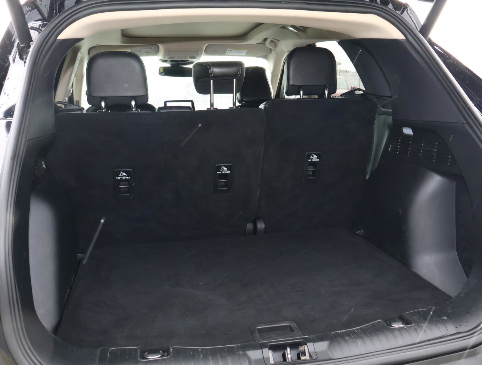 Used 2020 Ford Escape Titanium image 21