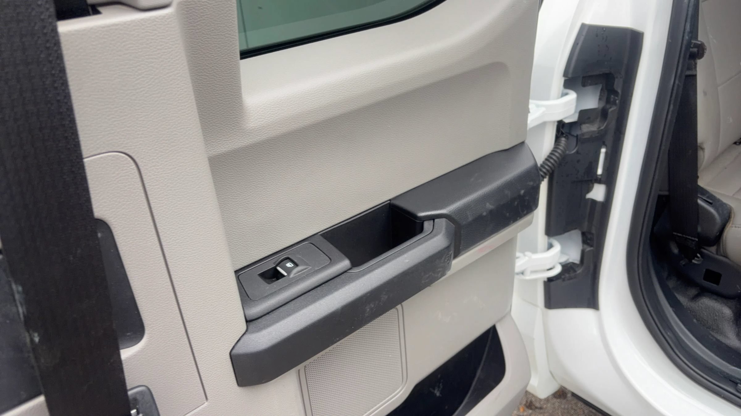 Used 2021 Ford F250 XL w/ Power Equipment Group RWD image 10