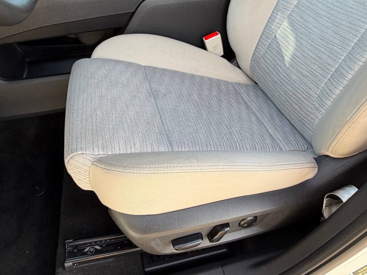 Certified 2023 Nissan Rogue SV FWD image 32