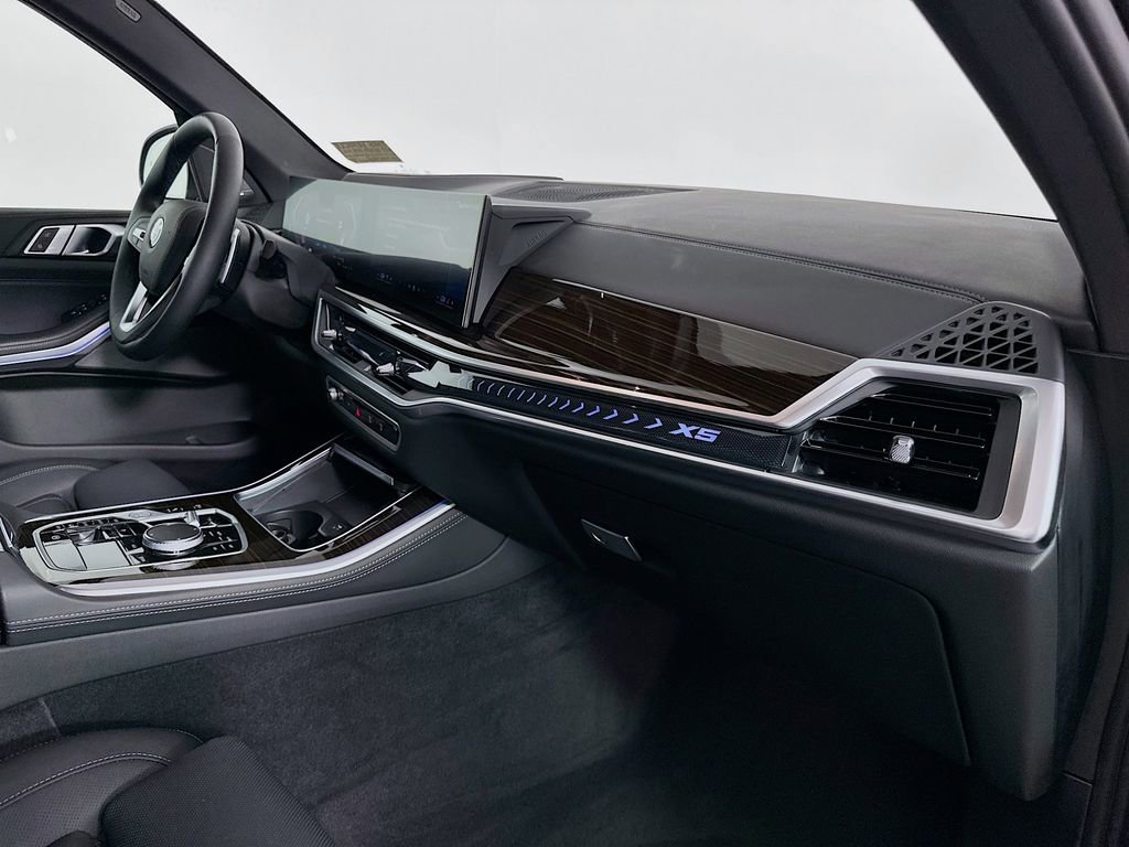 Certified 2024 BMW X5 xDrive40i w/ Premium Package image 30