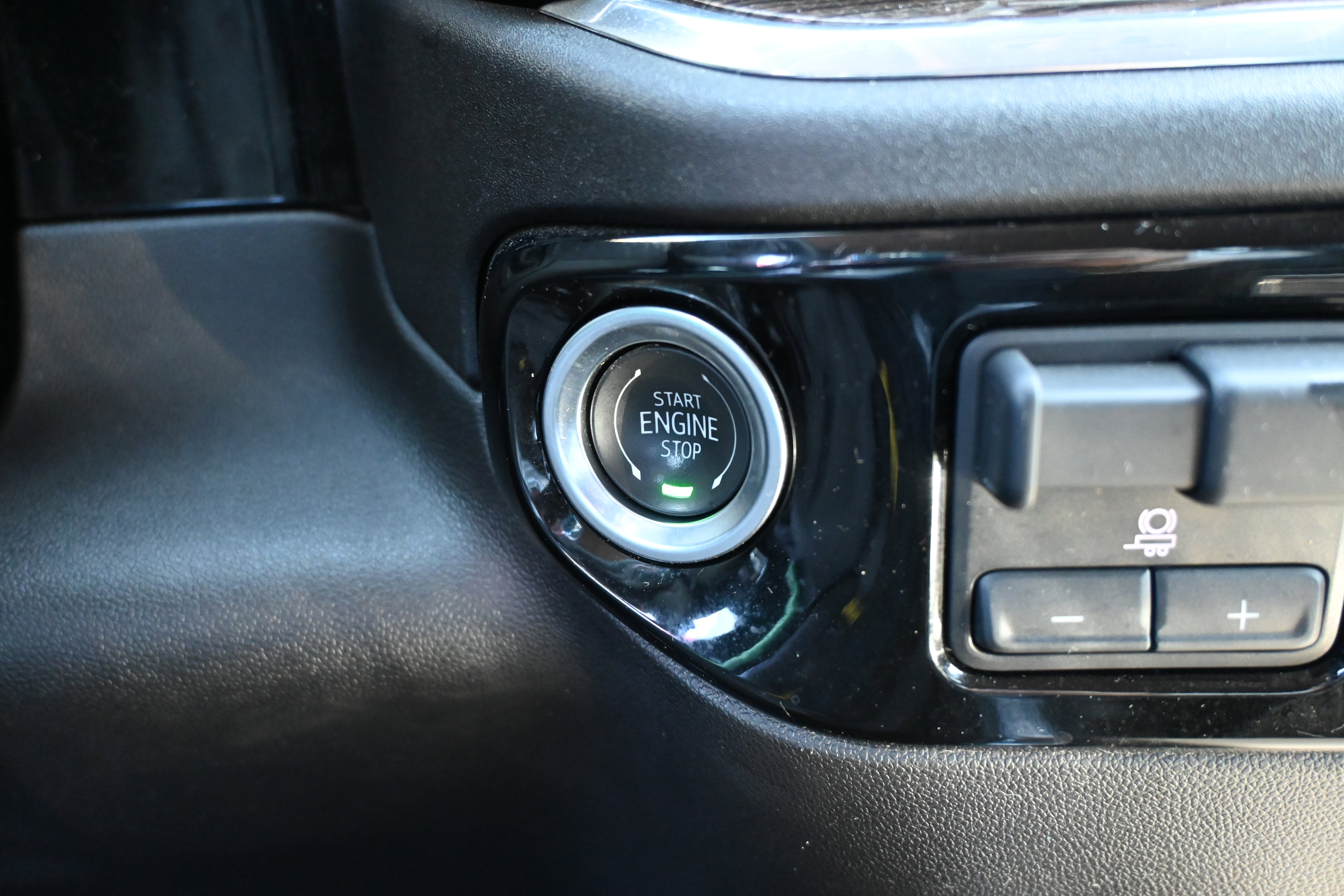 Used 2025 Chevrolet Silverado 2500 LT w/ Texas Edition image 27