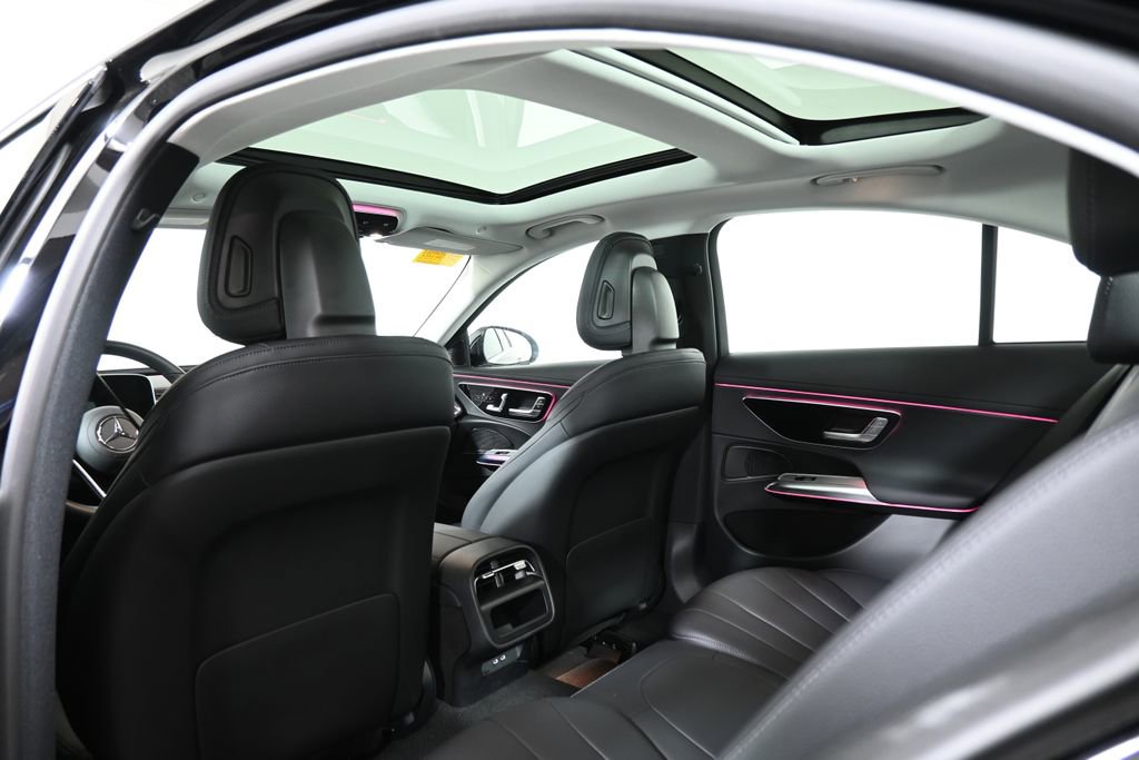 Certified 2025 Mercedes-Benz E 350 4MATIC Sedan image 32