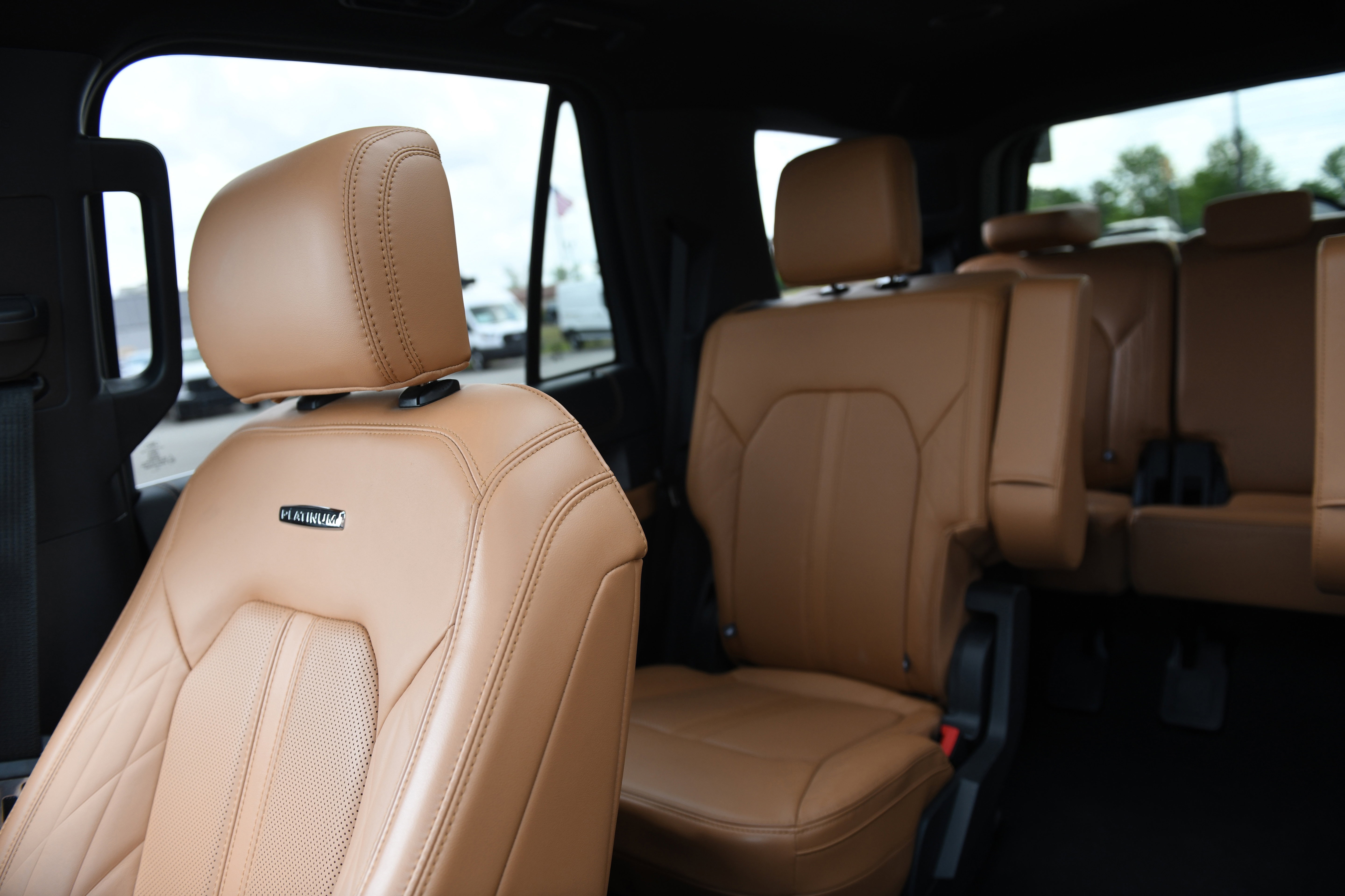 Used 2023 Ford Expedition Platinum RWD image 22