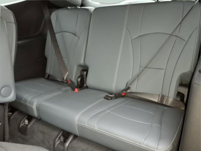 Used 2023 Buick Enclave Essence image 27