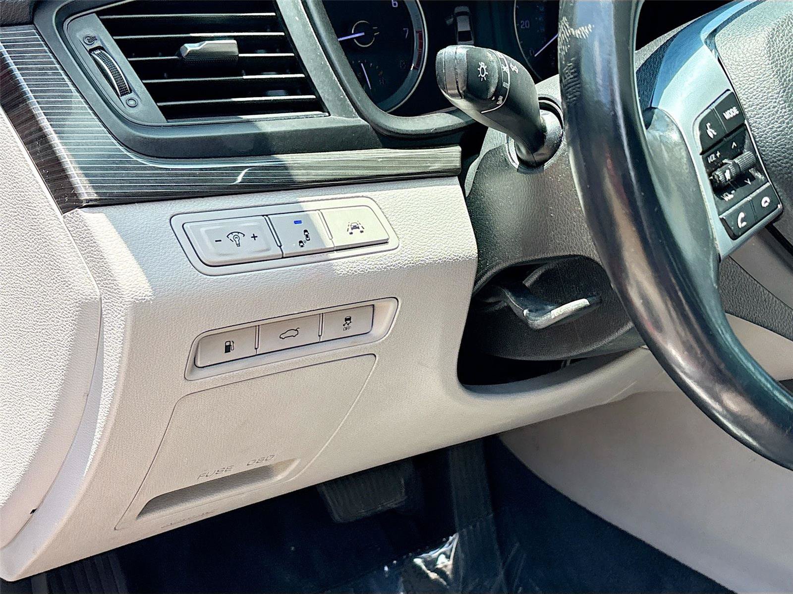 Used 2019 Hyundai Sonata Limited FWD image 10
