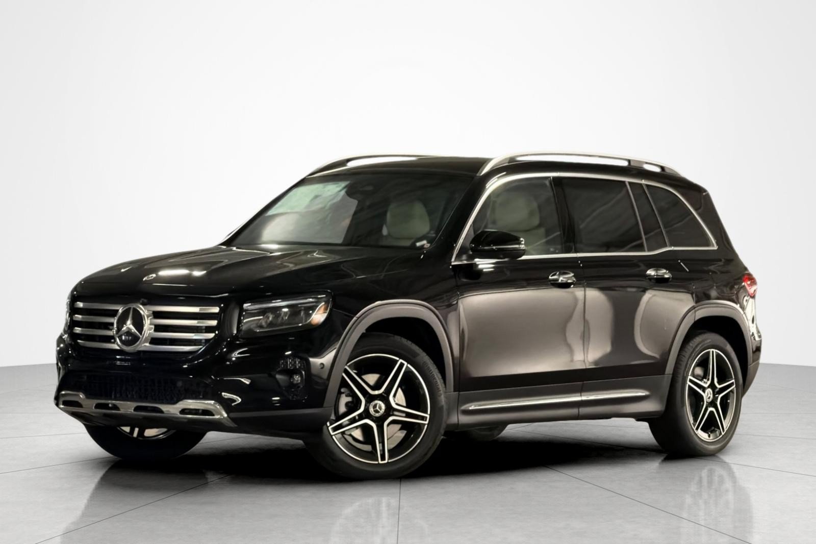 New 2026 Mercedes-Benz GLB 250