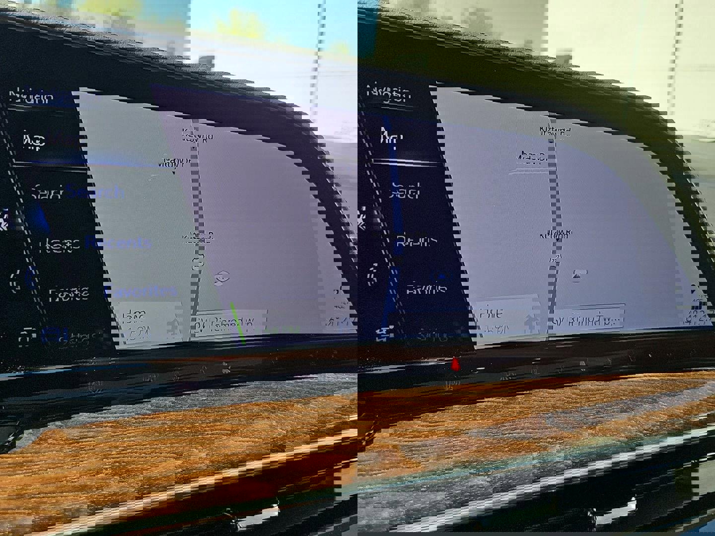 Used 2022 Cadillac Escalade Premium Luxury Platinum w/ Heavy-Duty Trailer Package image 13