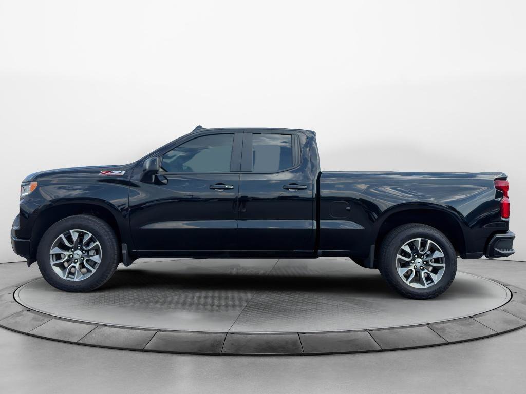 Certified 2025 Chevrolet Silverado 1500 RST AWD/4WD image 2