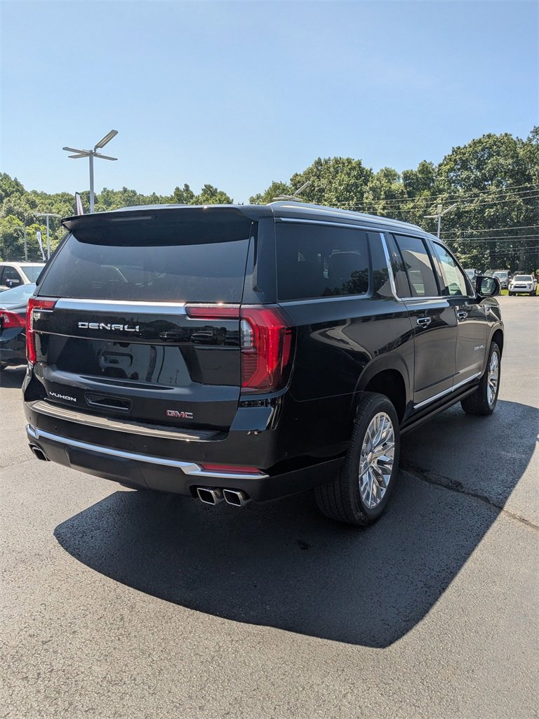 New 2025 GMC Yukon XL Denali w/ Sun & Power Step Package image 4