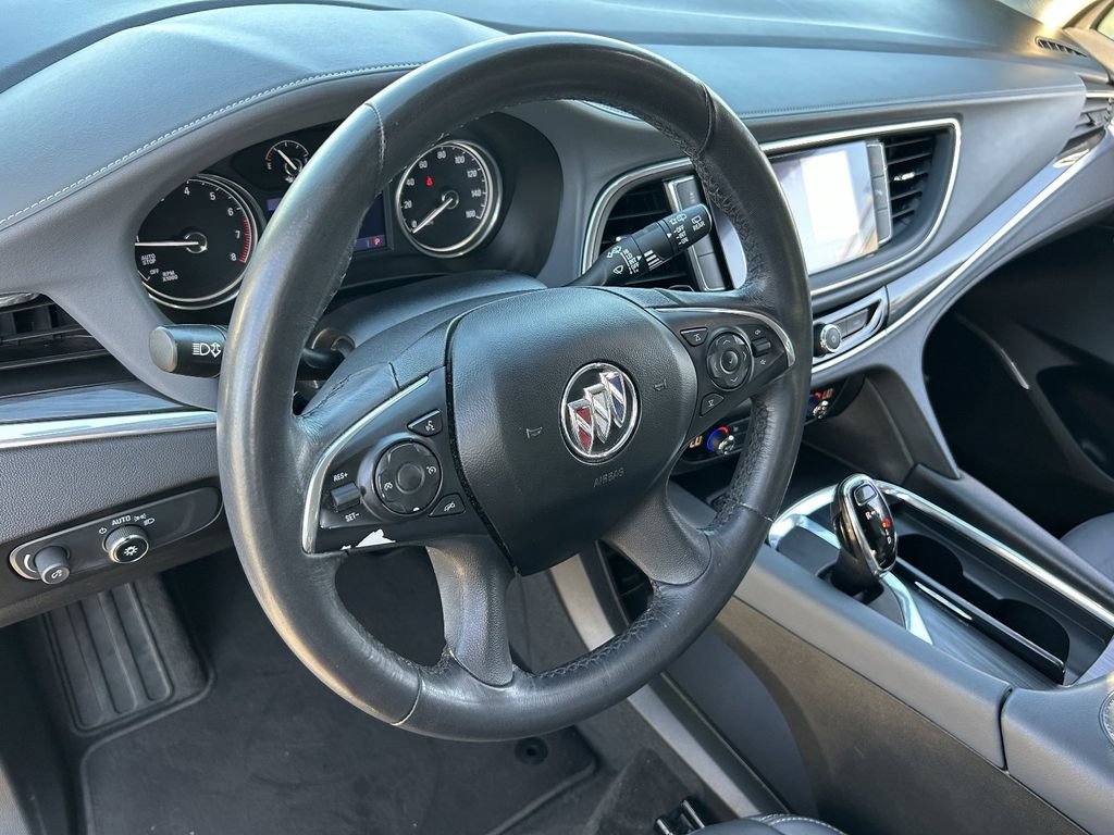 Used 2020 Buick Enclave Essence w/ Sport Touring Edition FWD image 25