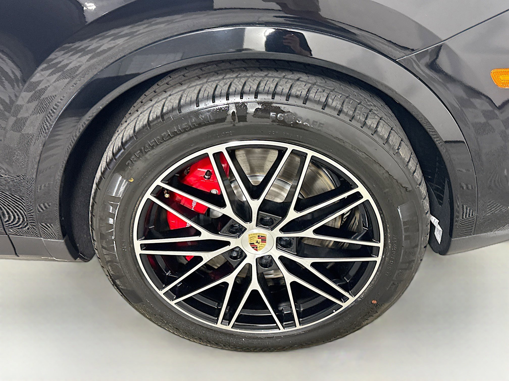 Used 2024 Porsche Cayenne S image 32