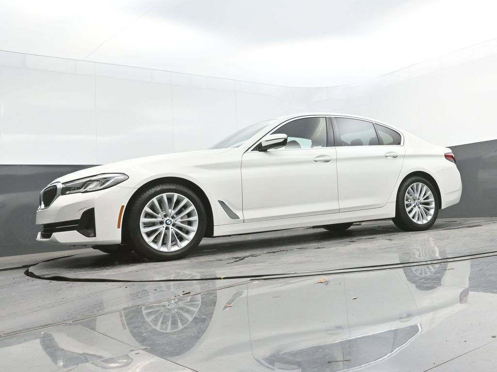 Certified 2023 BMW 530i w/ Convenience Package image 47
