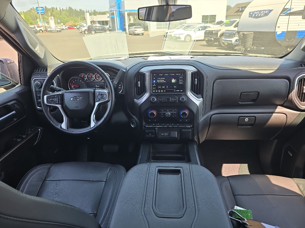 Used 2020 Chevrolet Silverado 1500 RST AWD/4WD image 18