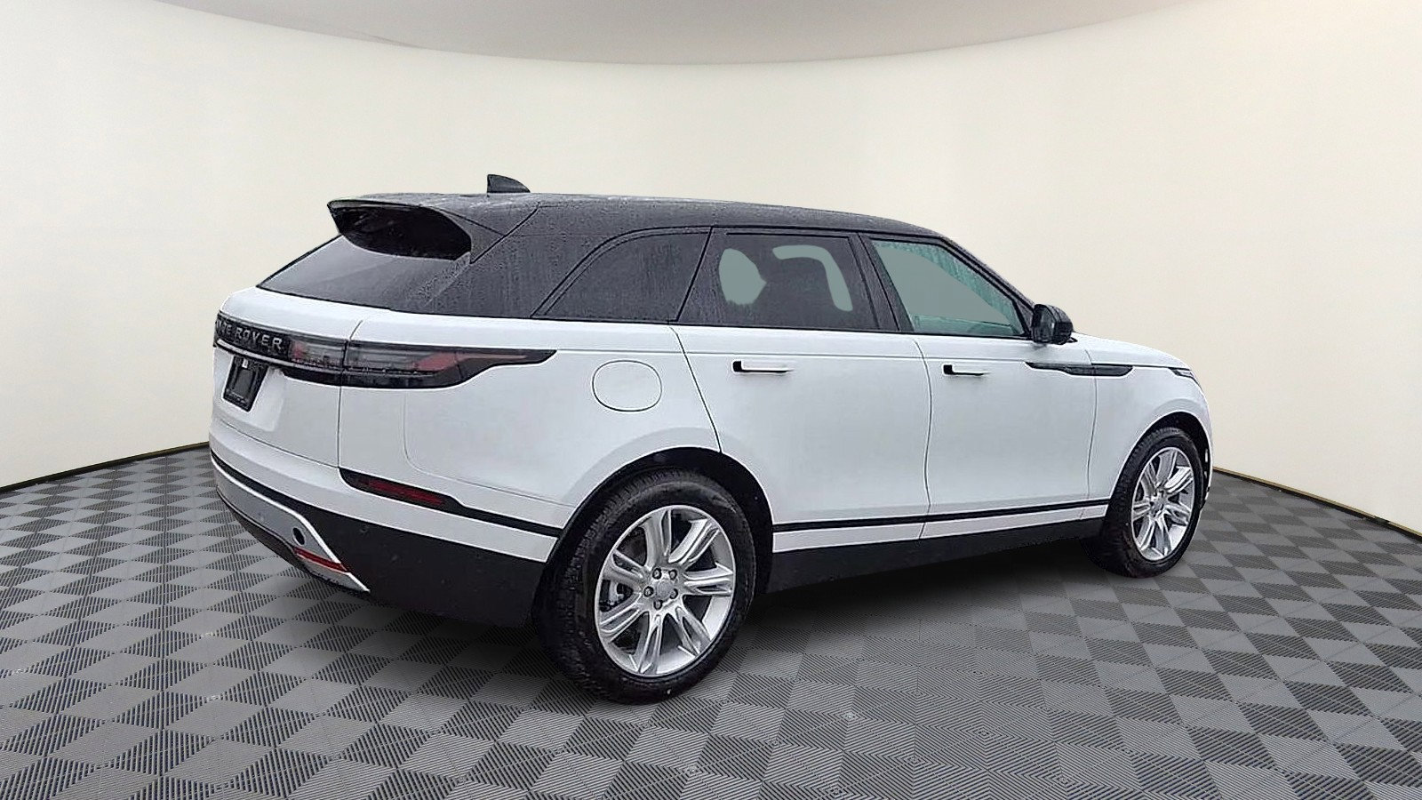 New 2026 Land Rover Range Rover Velar S image 8