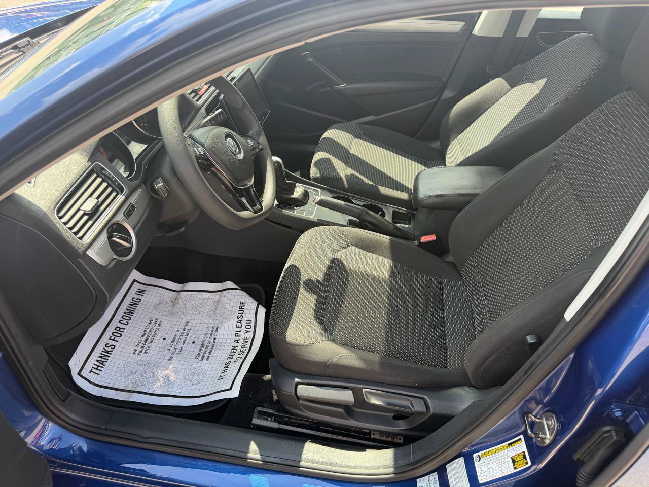 Used 2017 Volkswagen Passat 1.8T S FWD image 10