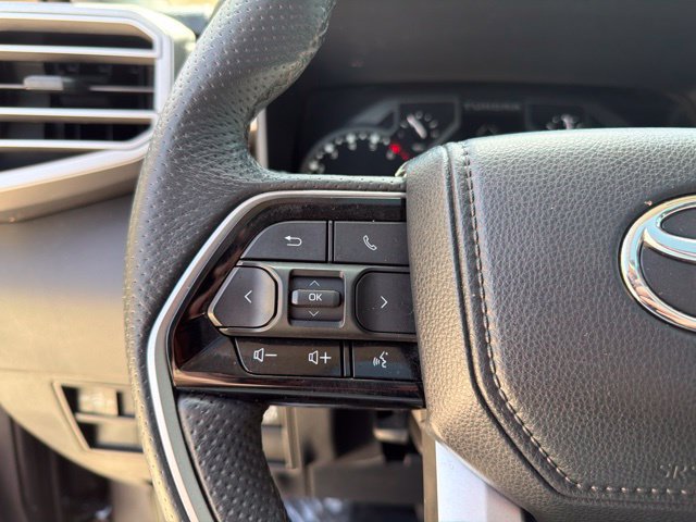 Used 2022 Toyota Tundra Limited AWD/4WD image 23