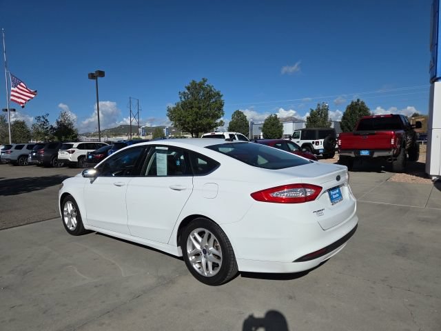 Used 2016 Ford Fusion SE FWD image 7