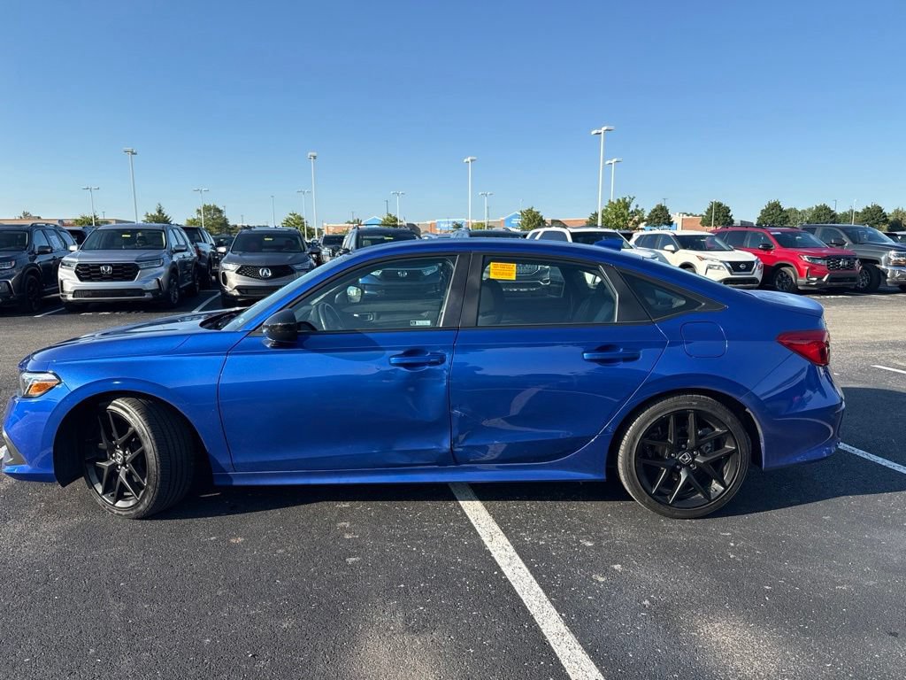 Used 2024 Honda Civic Sport image 6