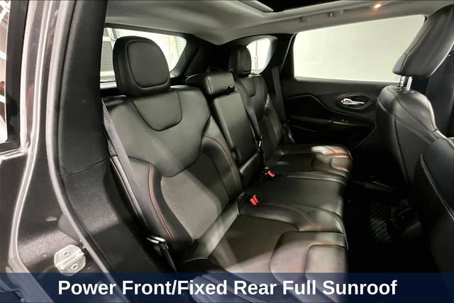Used 2021 Jeep Cherokee Trailhawk w/ Sun, Sound & Nav Group AWD/4WD image 34