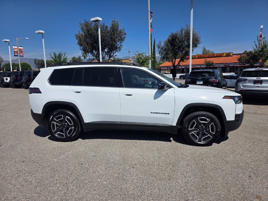 New 2026 Jeep Cherokee Laredo AWD/4WD image 3