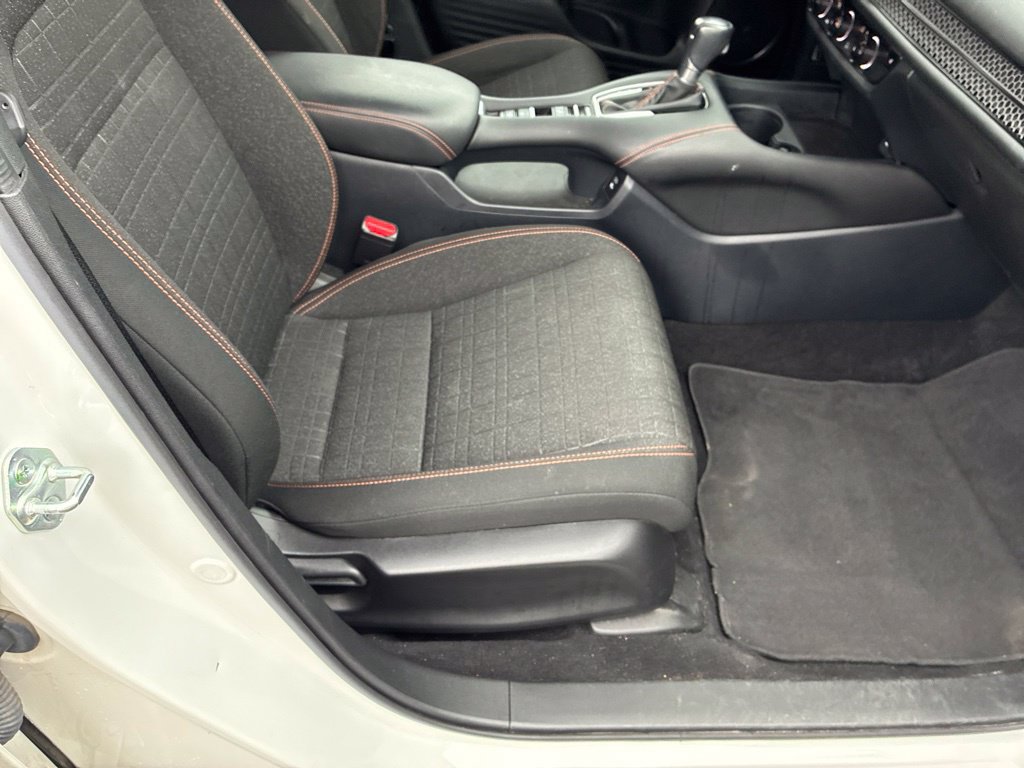 Used 2024 Honda HR-V Sport image 40