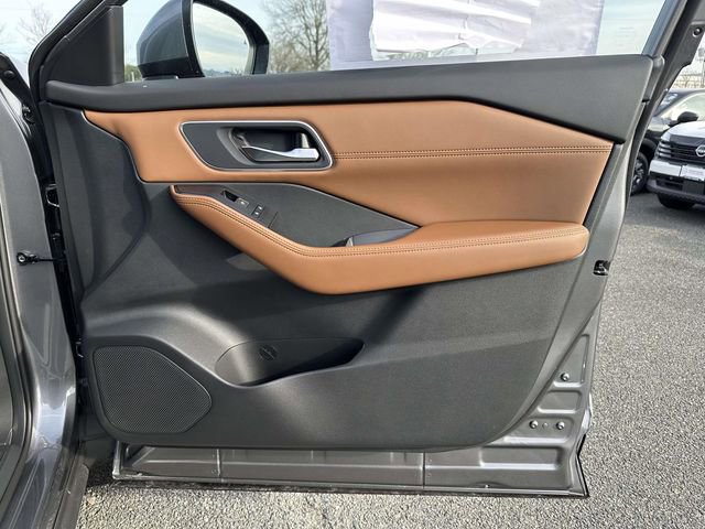 New 2026 Nissan Rogue Platinum w/ Platinum Premium Package image 8