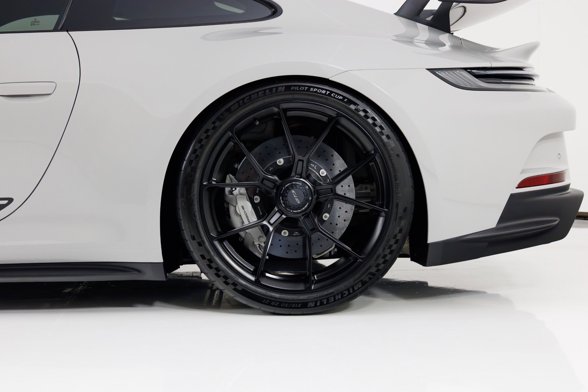 Used 2022 Porsche 911 GT3 RWD image 11