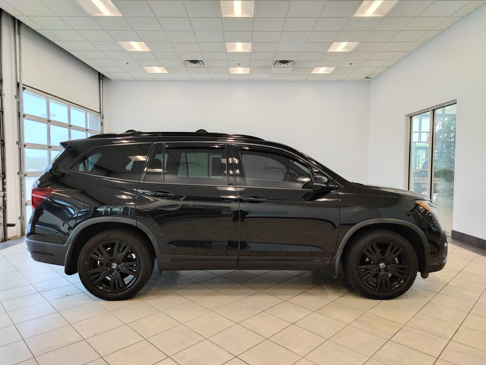 Used 2021 Honda Pilot Elite image 2