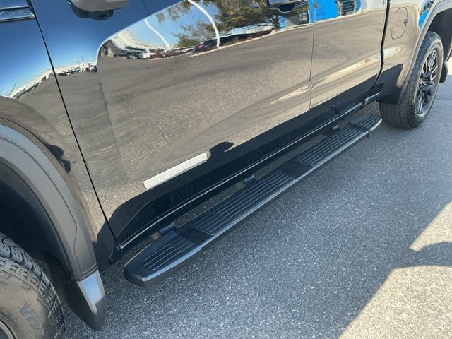 Used 2025 GMC Sierra 1500 Elevation w/ Preferred Package AWD/4WD image 12