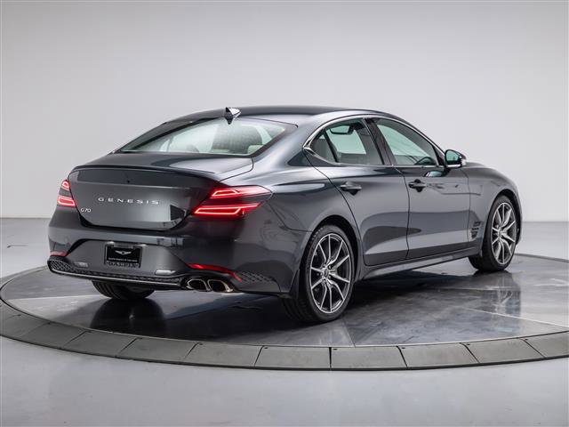 Used 2023 Genesis G70 2.0T RWD image 5