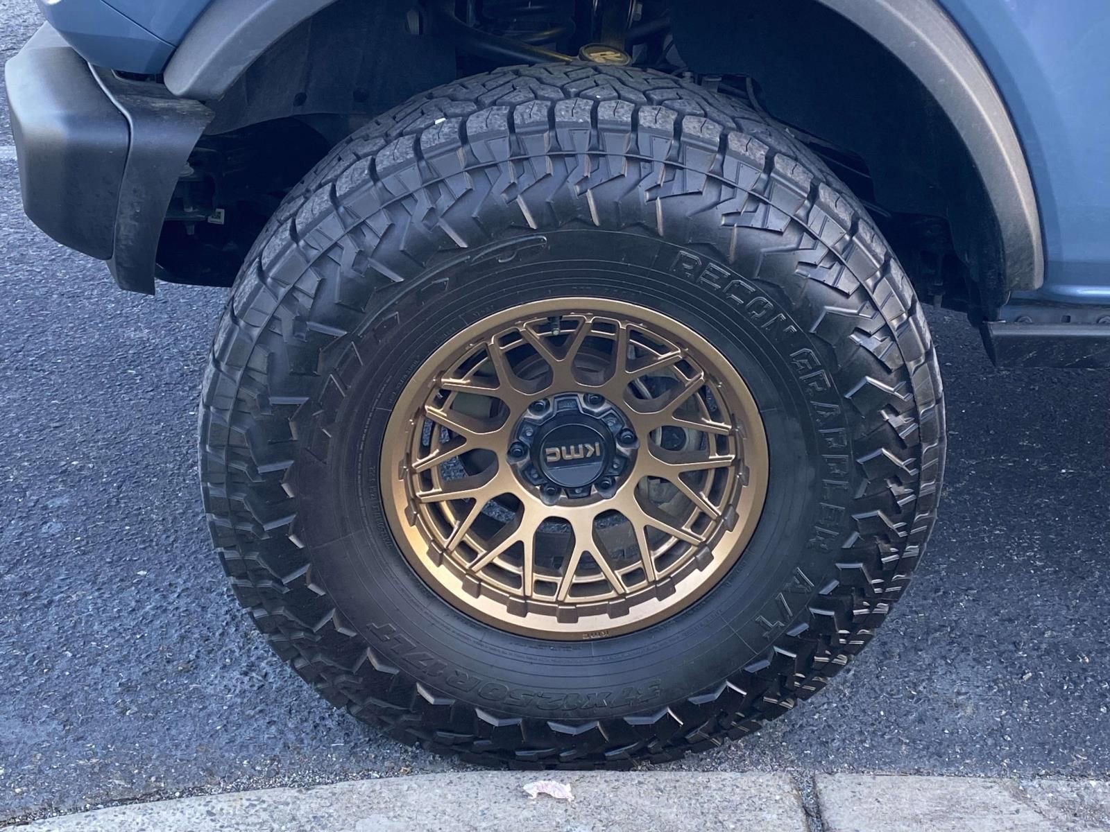 Used 2023 Ford Bronco Black Diamond image 10