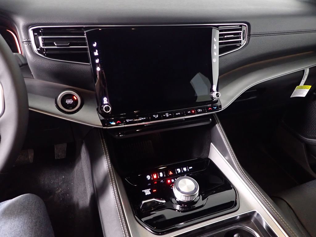 New 2026 Jeep Grand Wagoneer L 4WD image 34