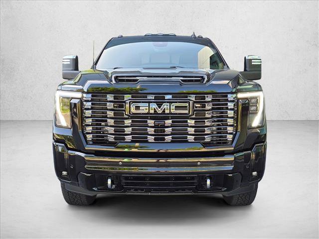 Used 2025 GMC Sierra 2500 Denali Ultimate AWD/4WD video 2