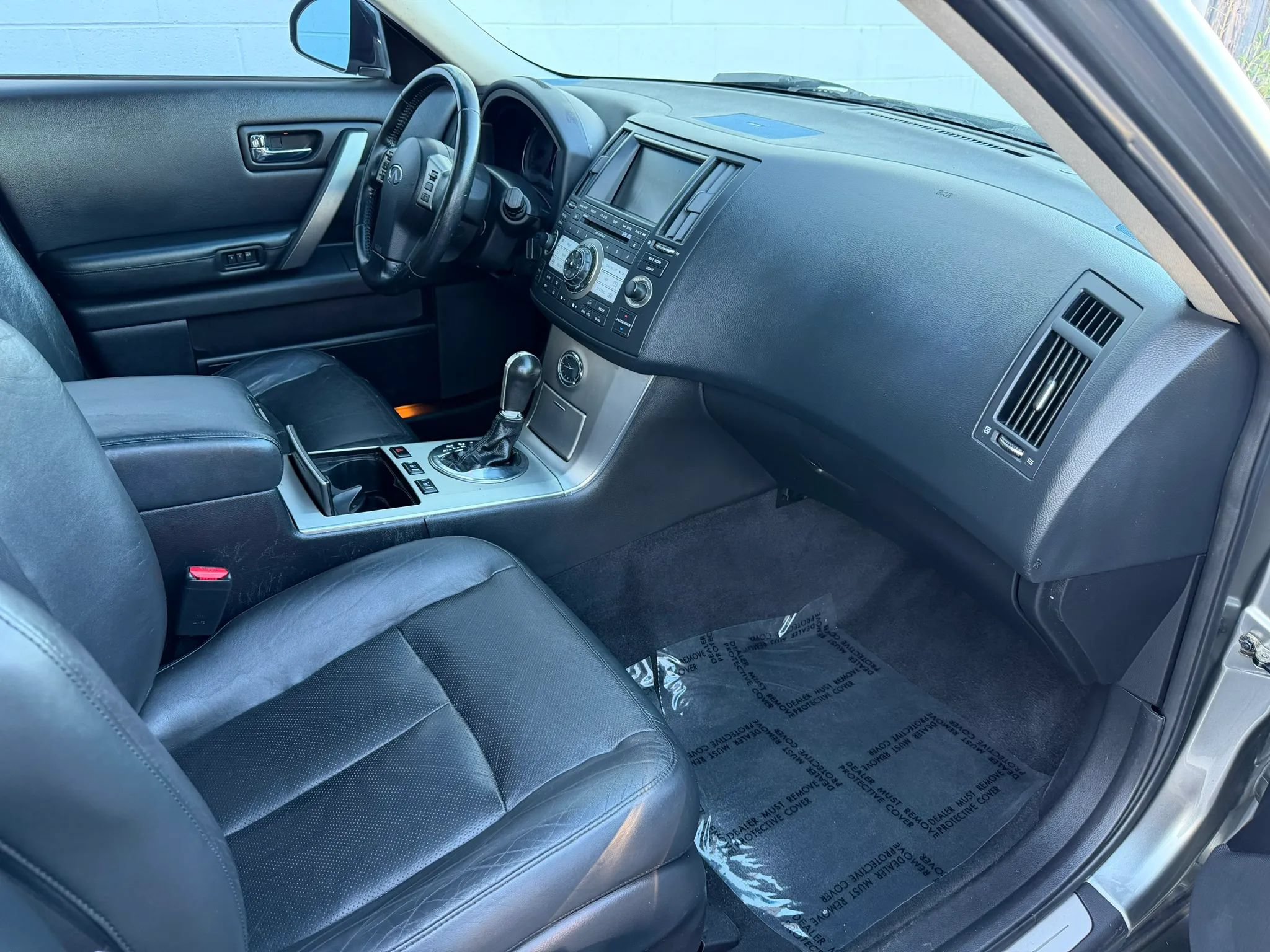 Used 2008 INFINITI FX35 2WD w/ Technology Pkg image 15