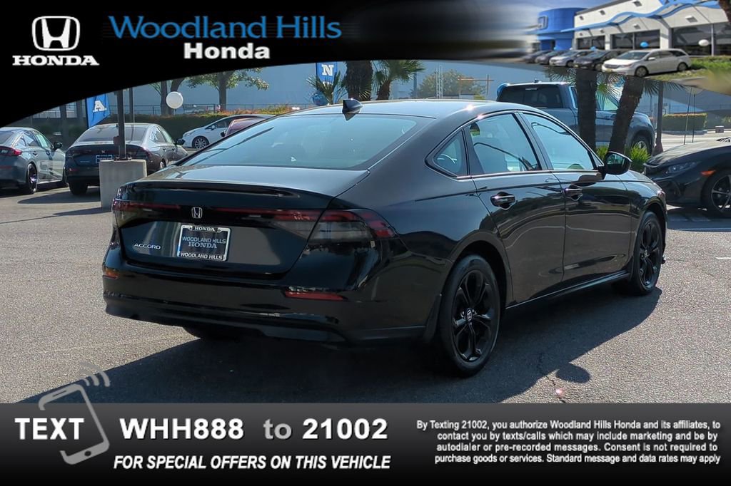 Certified 2025 Honda Accord SE image 5