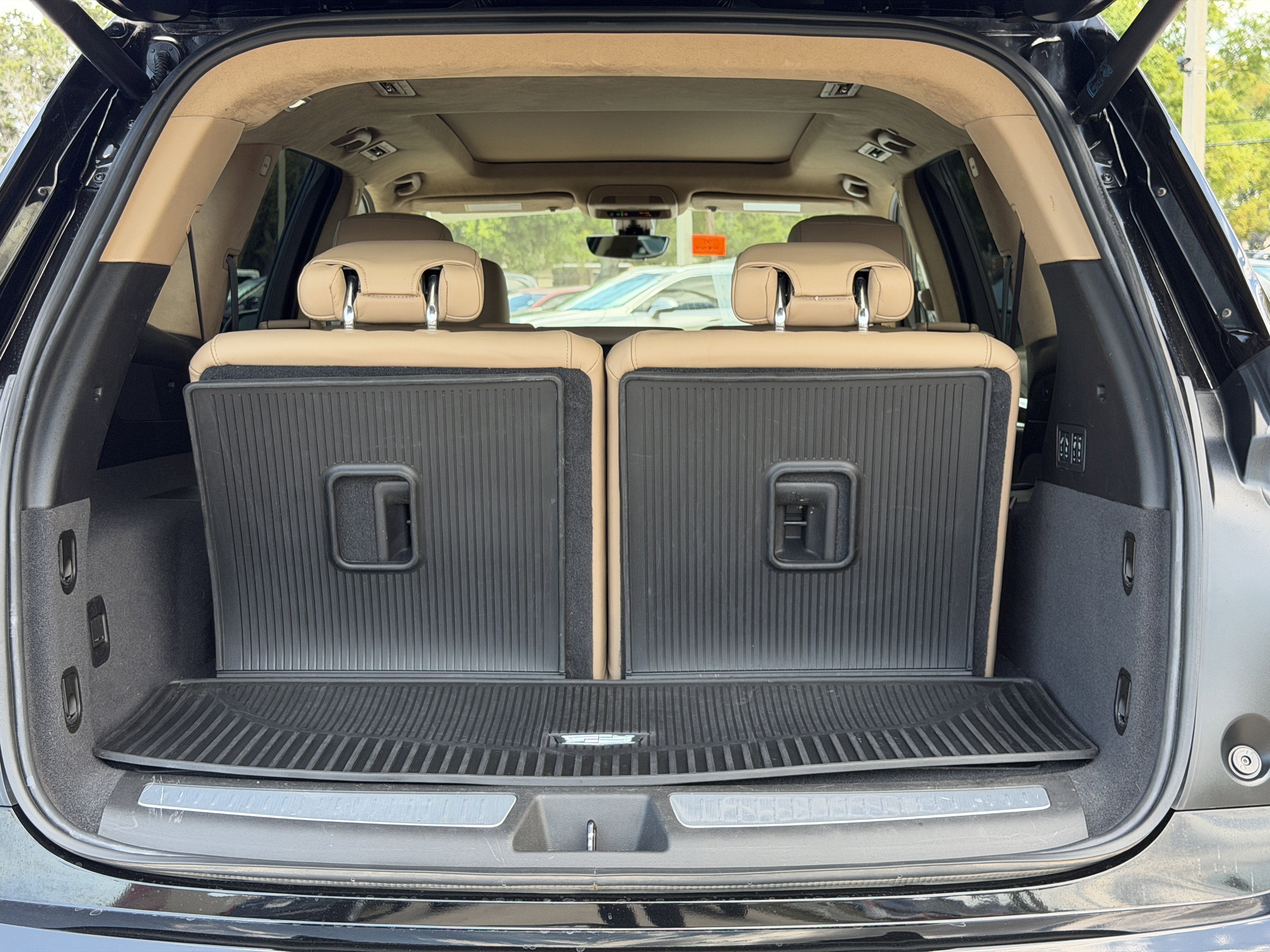 Certified 2025 Cadillac XT6 Sport w/ Platinum Package image 10