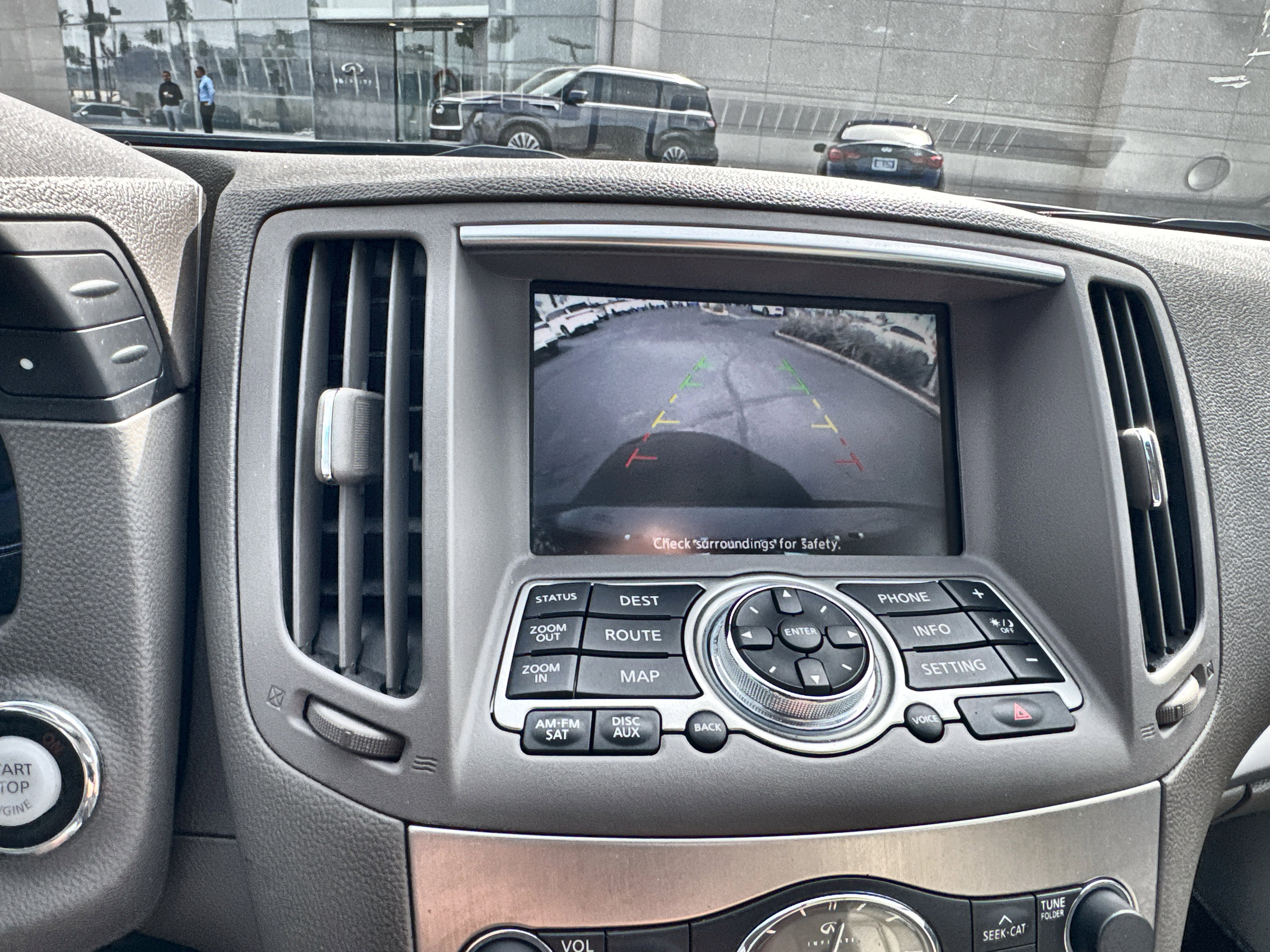 Used 2012 INFINITI G37 Journey w/ Premium Pkg image 15