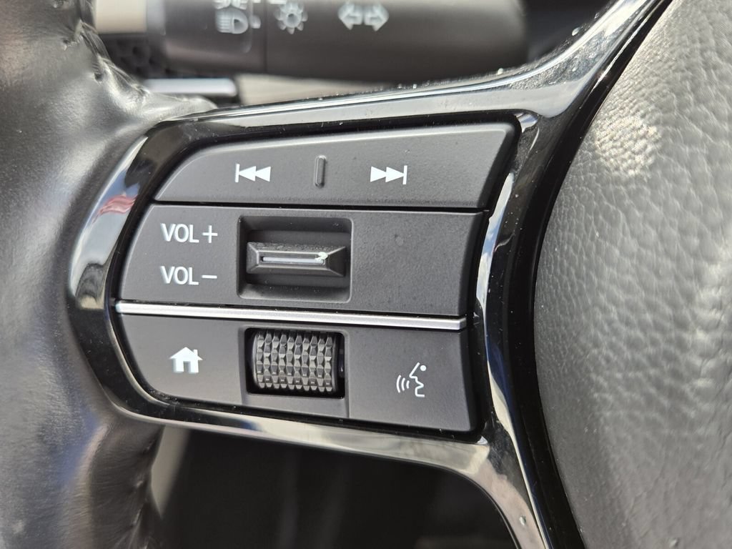 Certified 2025 Honda HR-V EX-L image 24