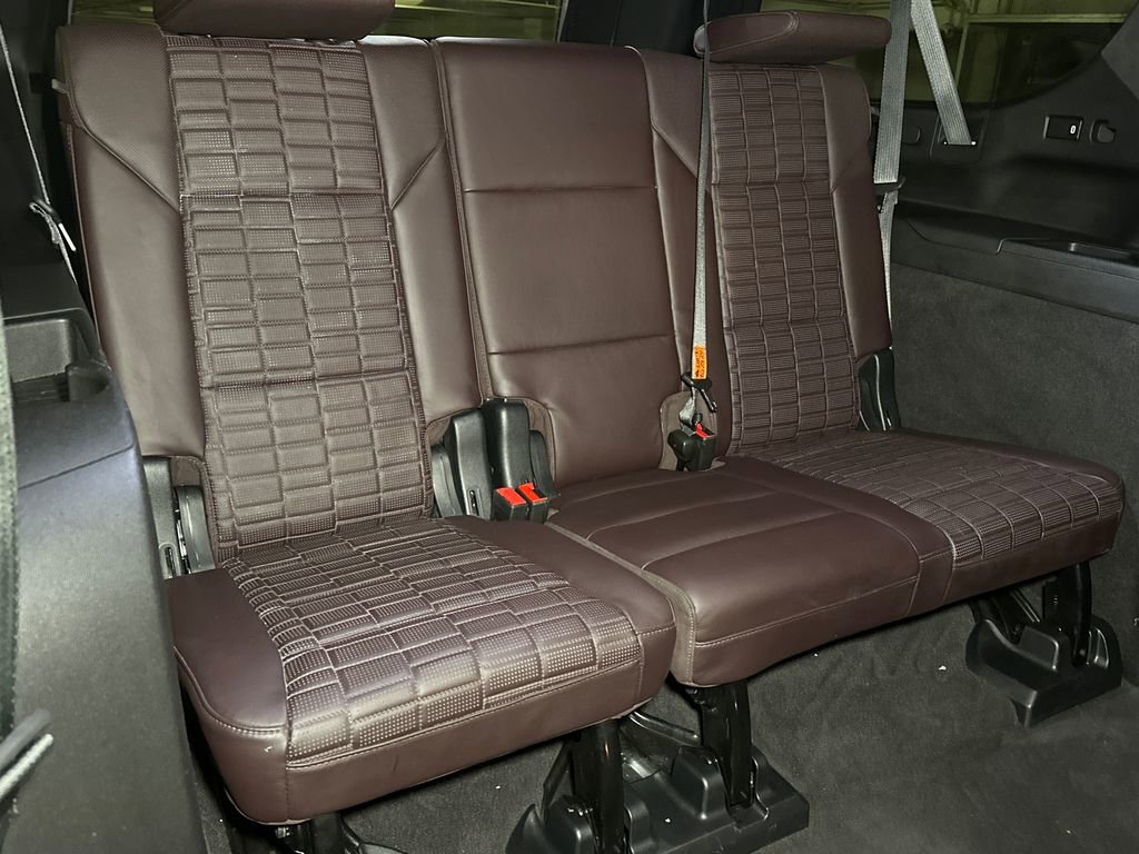 Used 2023 Cadillac Escalade ESV V image 19