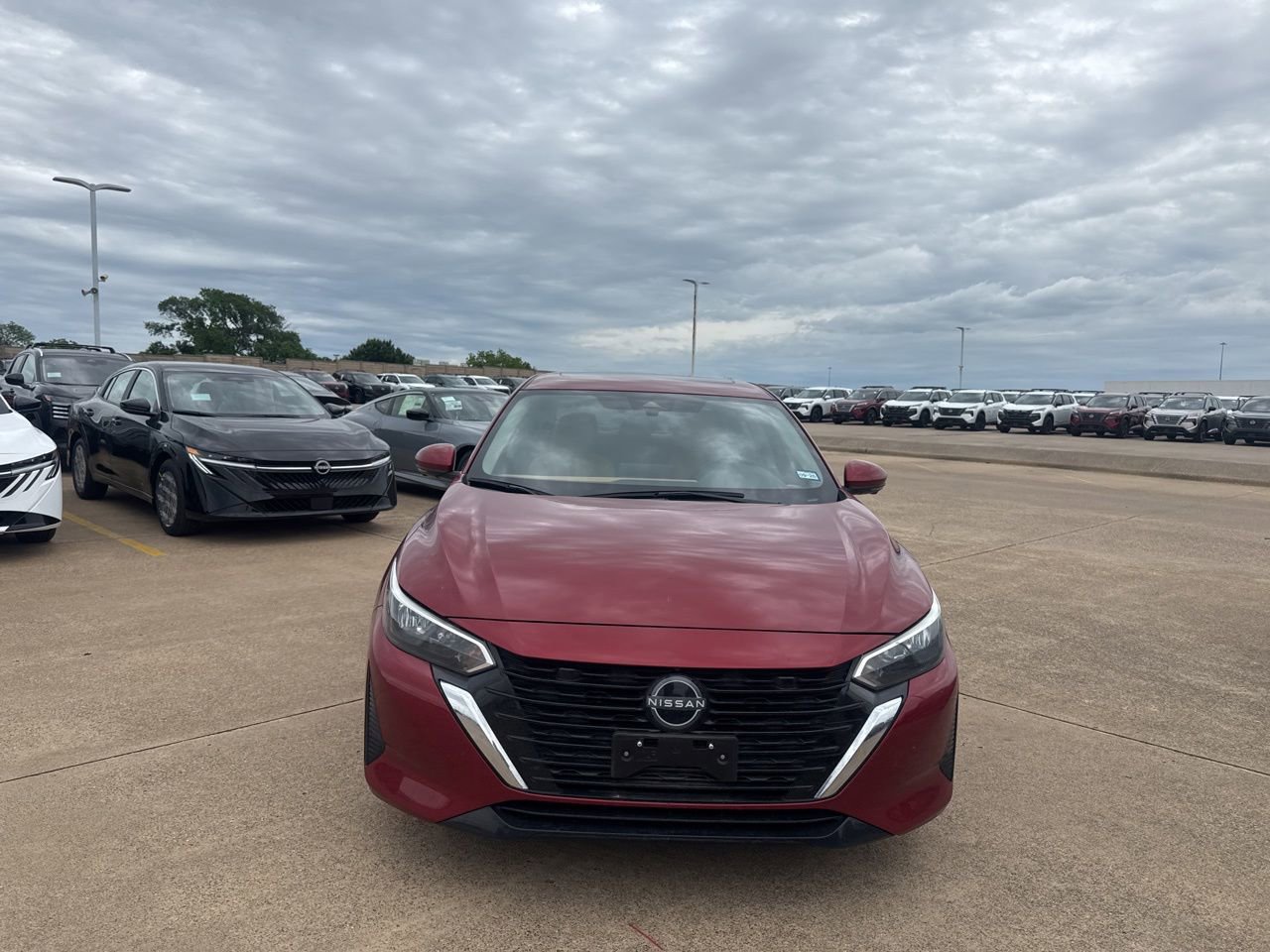 Certified 2024 Nissan Sentra SV w/ SV Premium Package FWD image 3