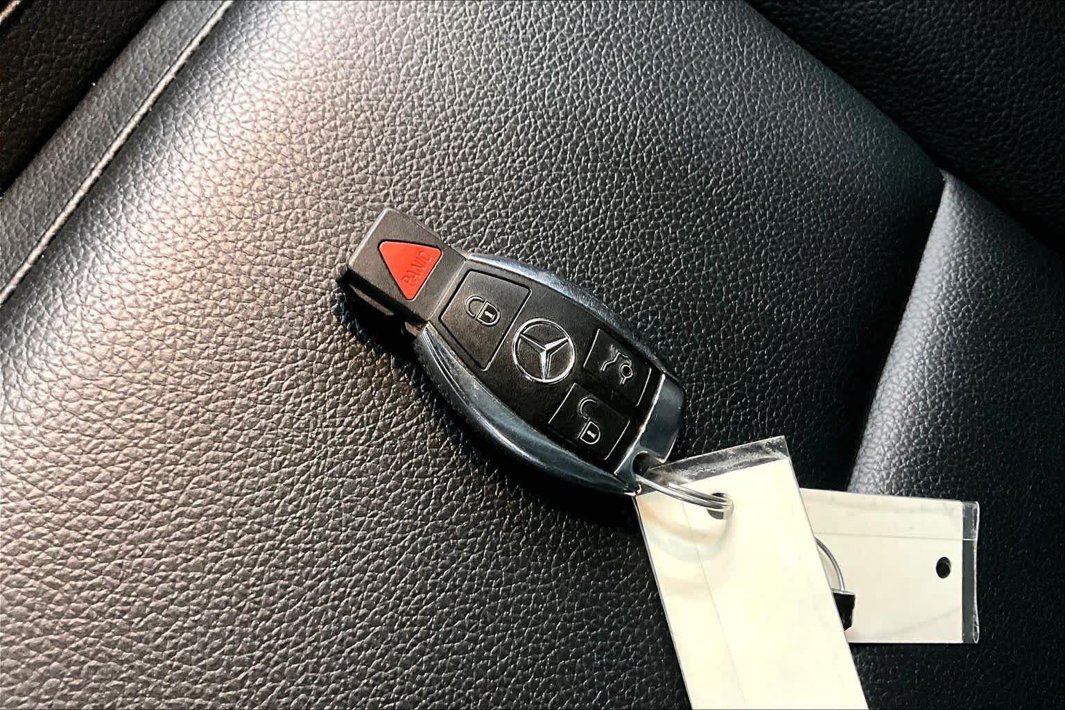 Used 2020 Mercedes-Benz GLA 250 w/ Premium Package image 13