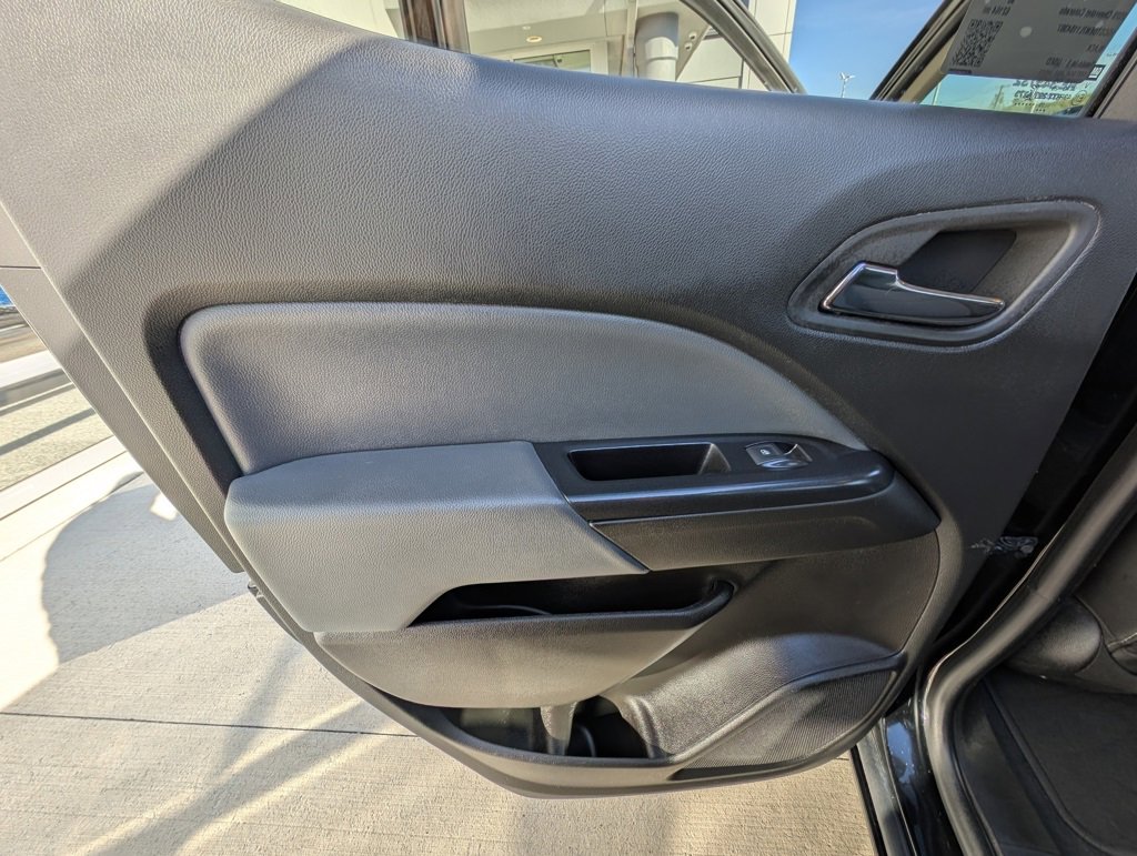 Used 2020 Chevrolet Colorado Z71 image 37