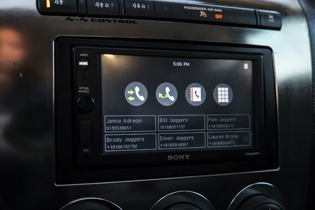 Used 2010 HUMMER H3 Luxury w/ Appearance Package image 31