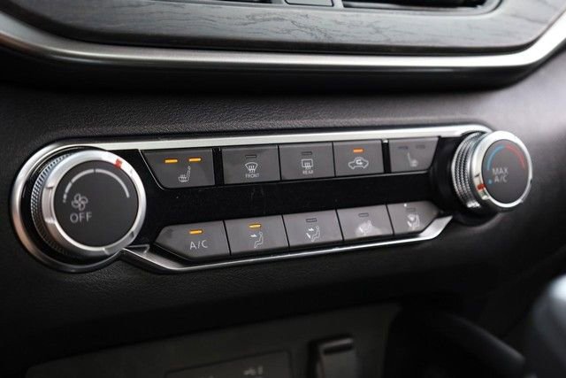 Certified 2024 Nissan Altima 2.5 SV w/ SV Premium Package AWD/4WD image 15