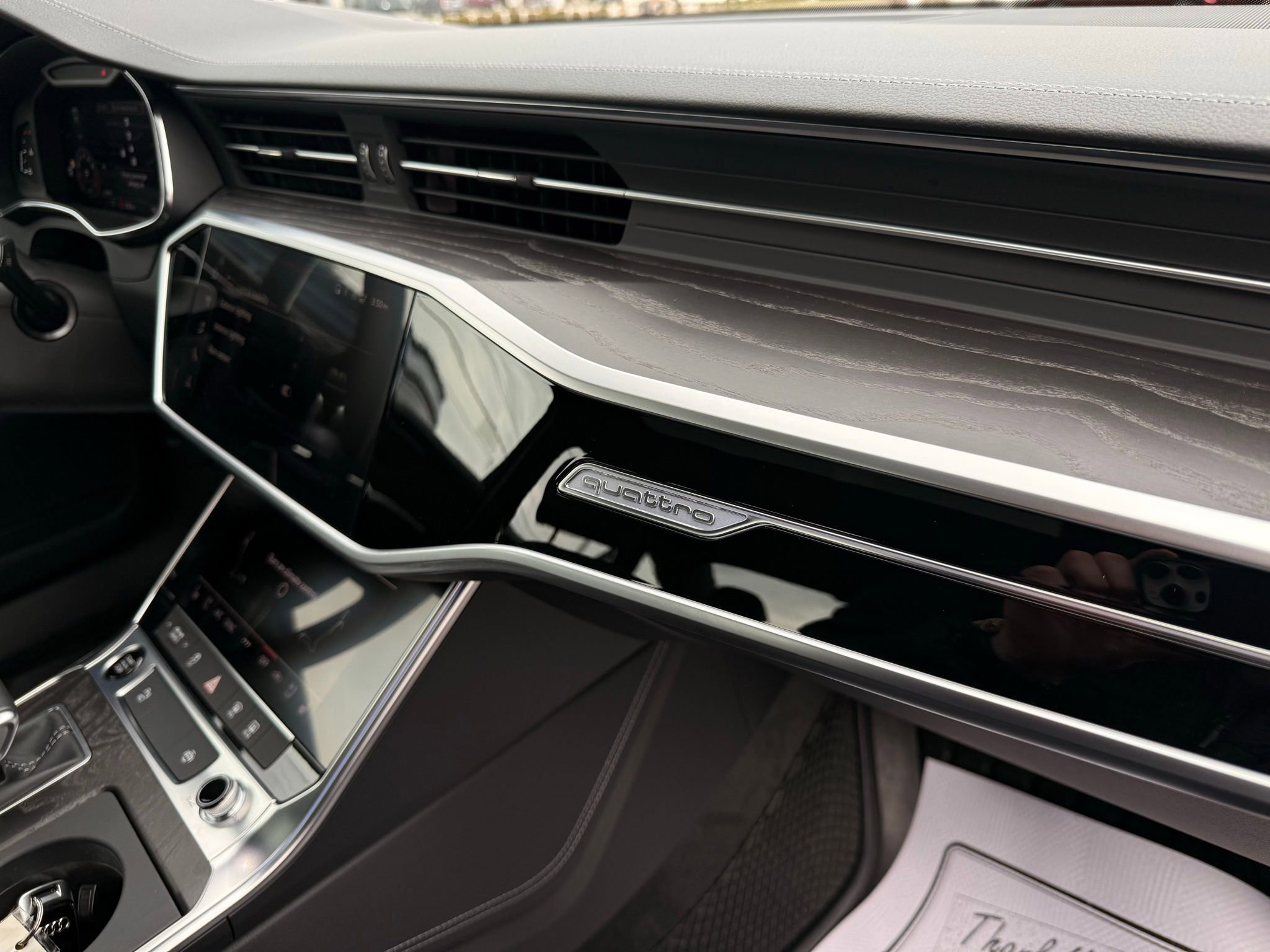 Used 2023 Audi A6 Premium Plus image 20