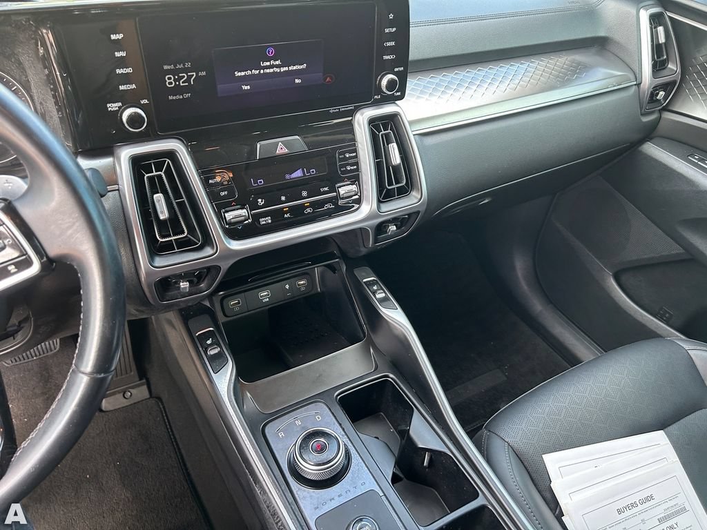 Used 2023 Kia Sorento EX FWD image 19